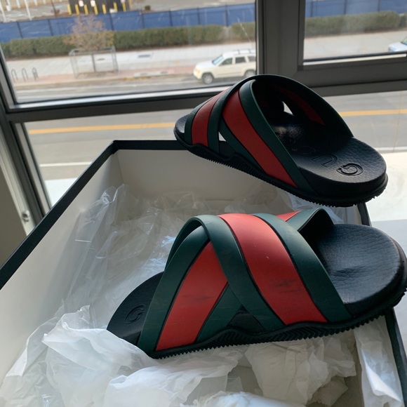 Men Gucci Slides - Picture 3 of 3